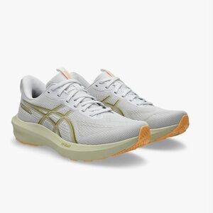 Asics
Men Running Shoes Color White/Lemongrass size 12.5 NEW